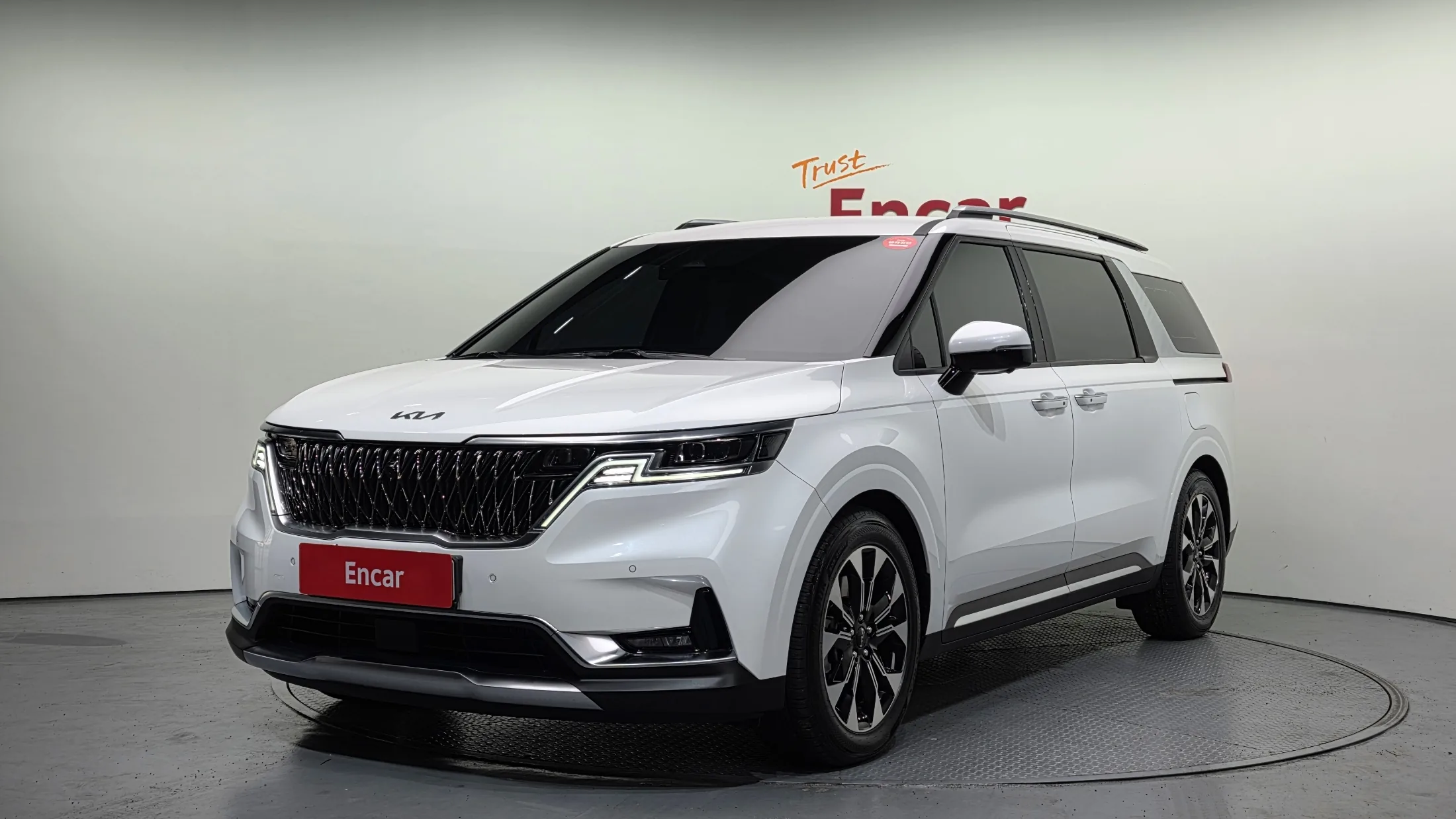 Kia Carnival KA4 Signature