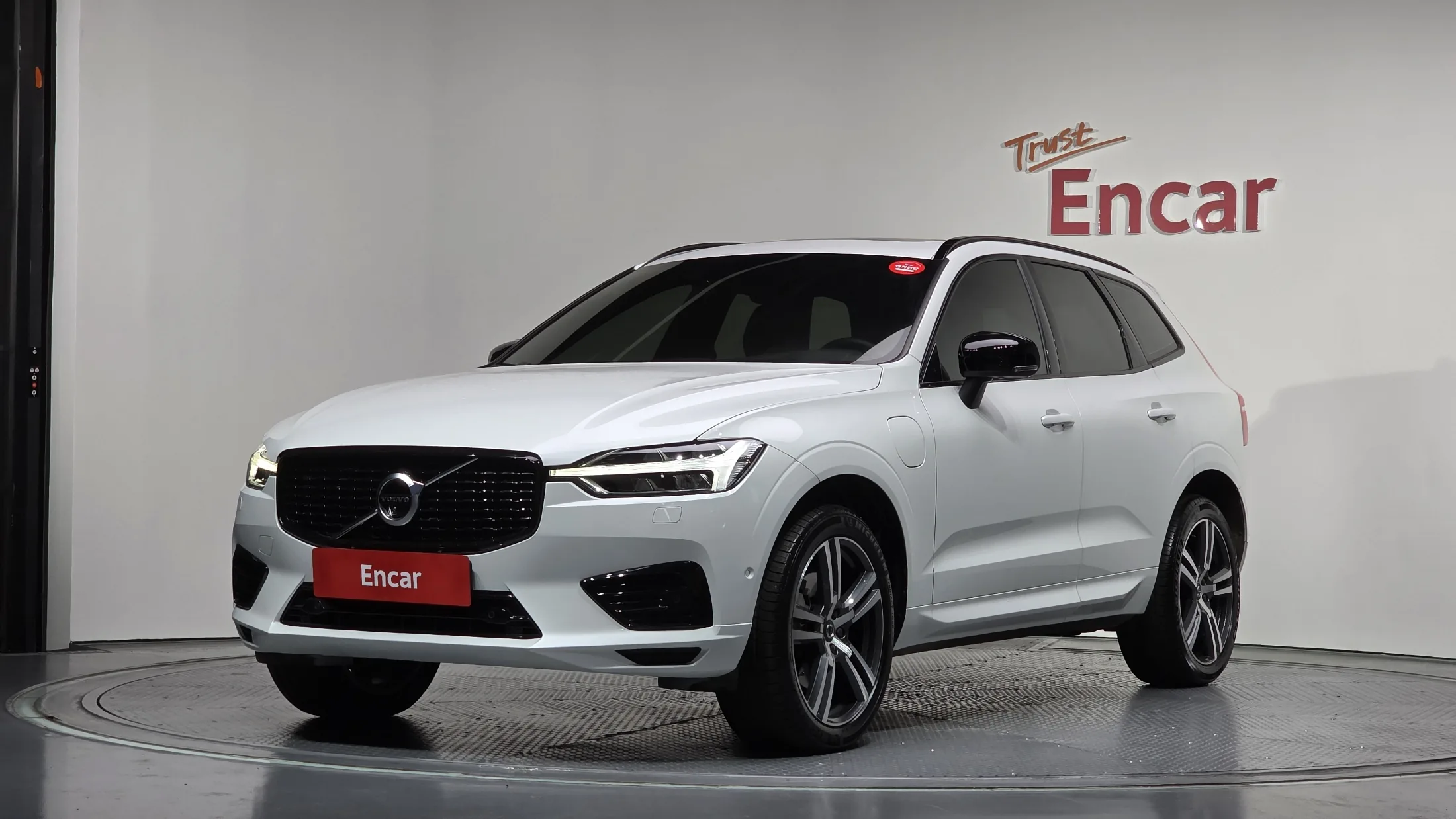 Volvo XC60 [2] T8 R-Design