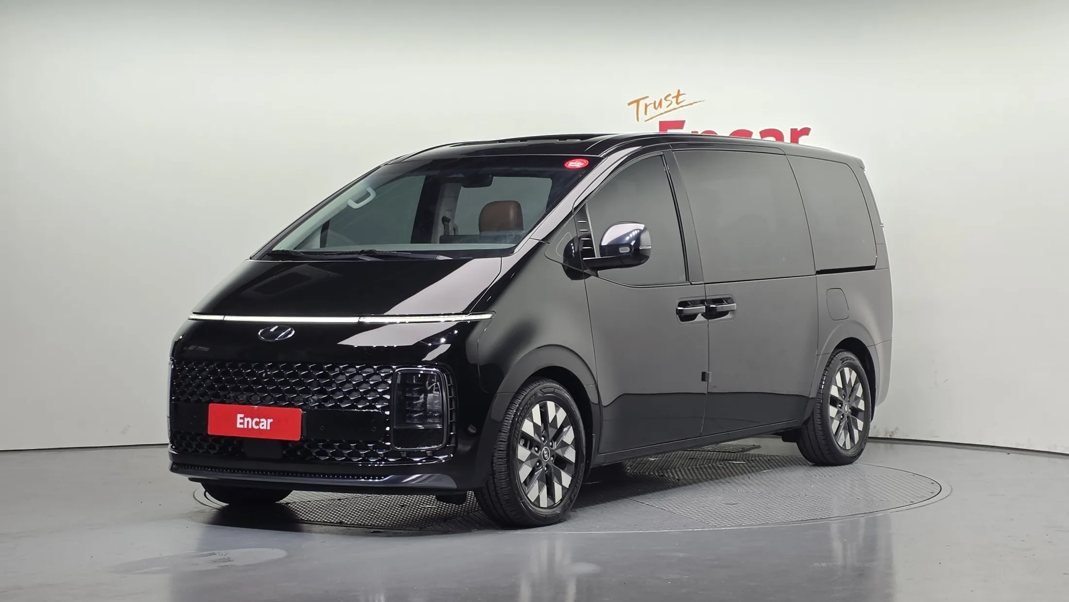 Hyundai Staria Lounge