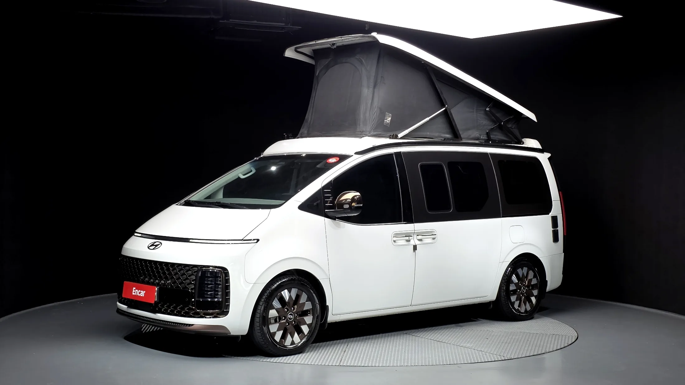 Hyundai Staria Camping Car