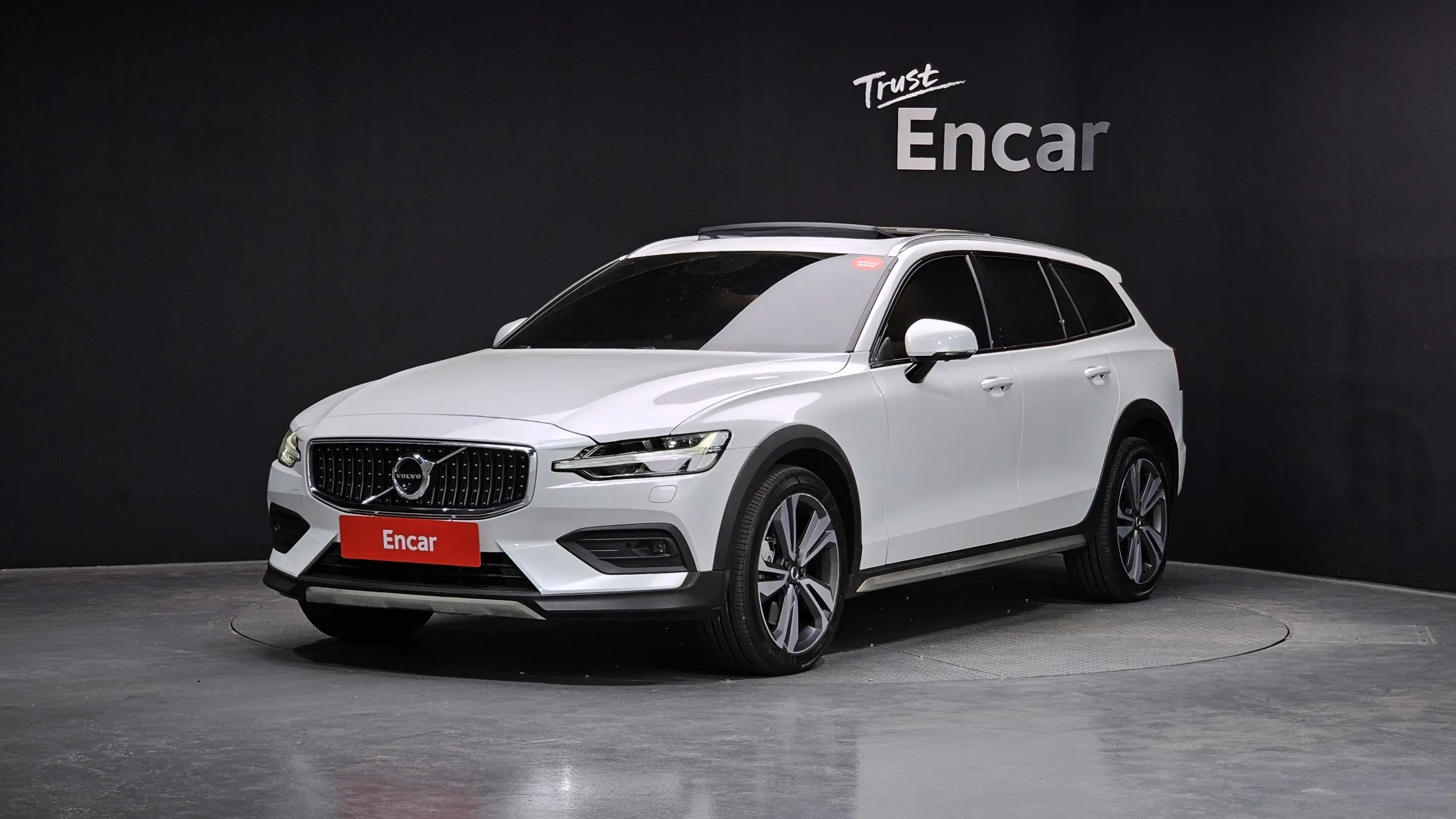 Volvo V60 Cross Country 2nd Gen B5 Pro