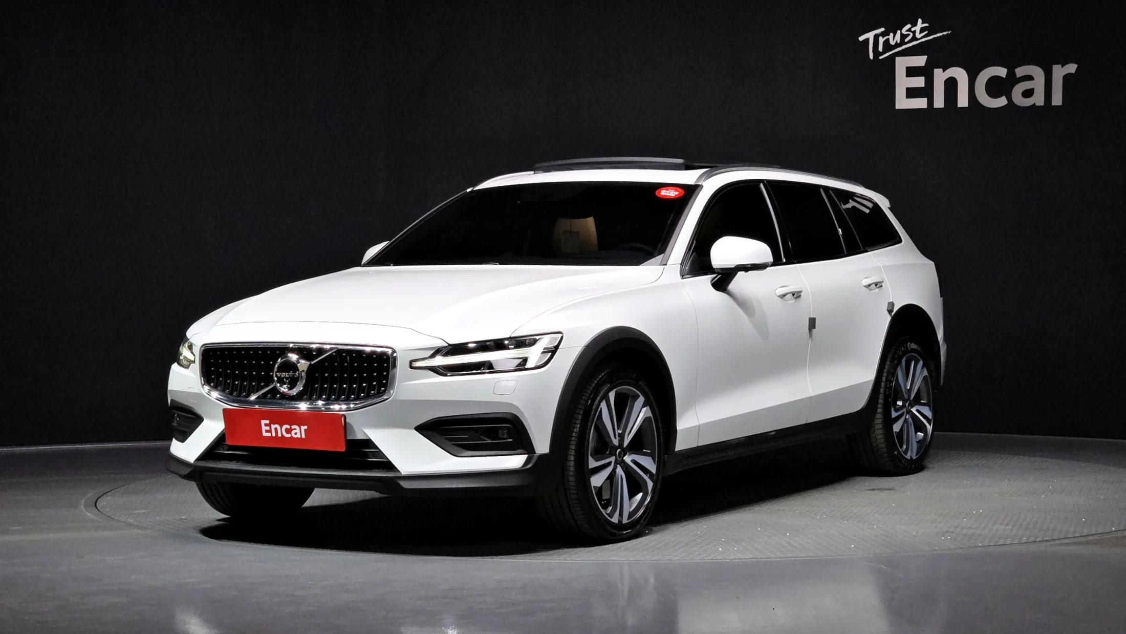 Volvo V60 Cross Country 2nd Gen B5 Pro