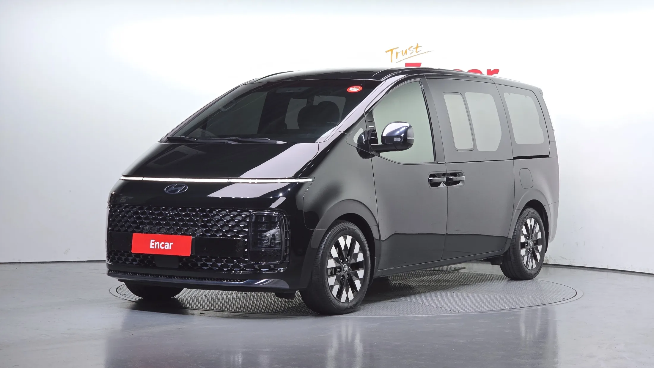Hyundai Staria Lounge